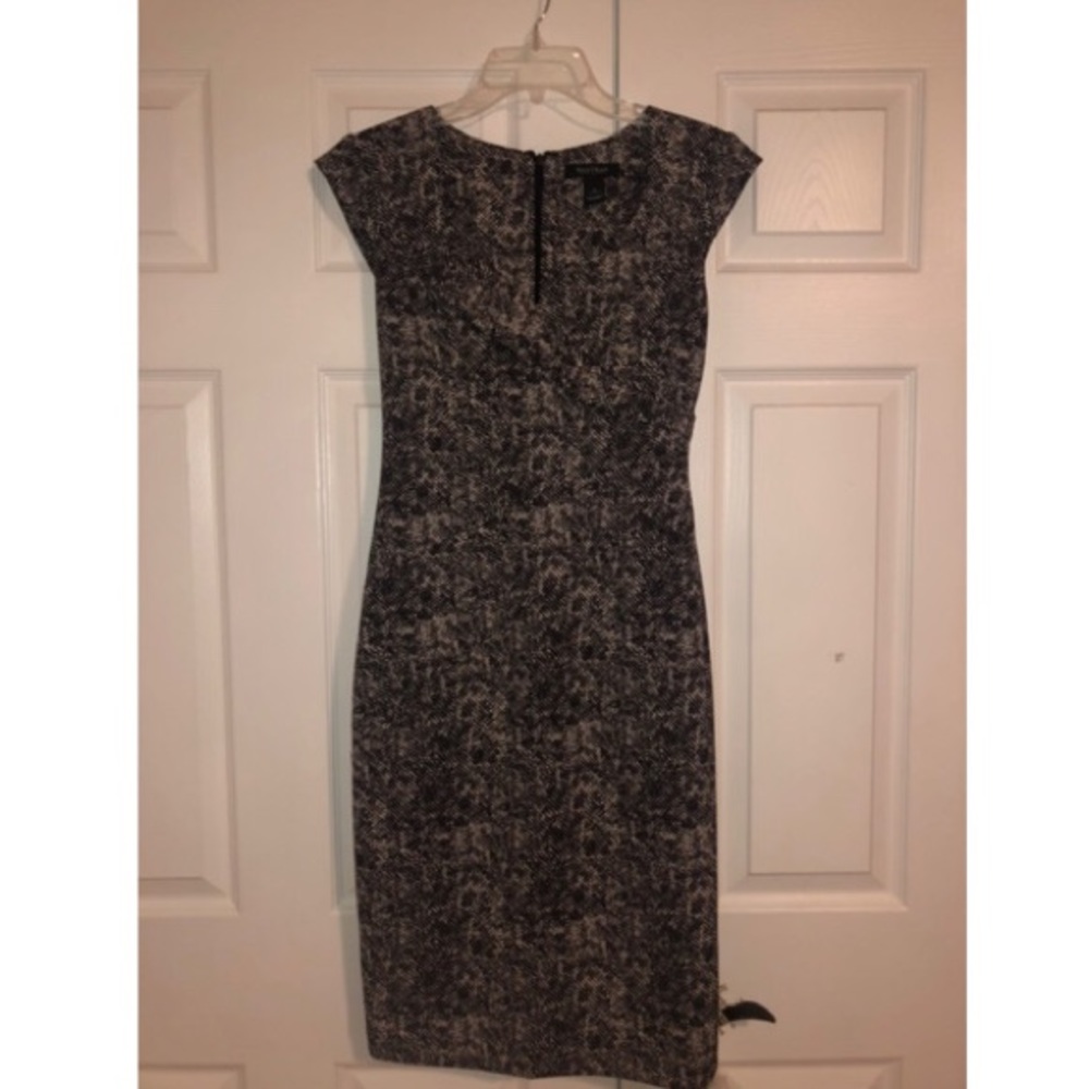 white black house market dress